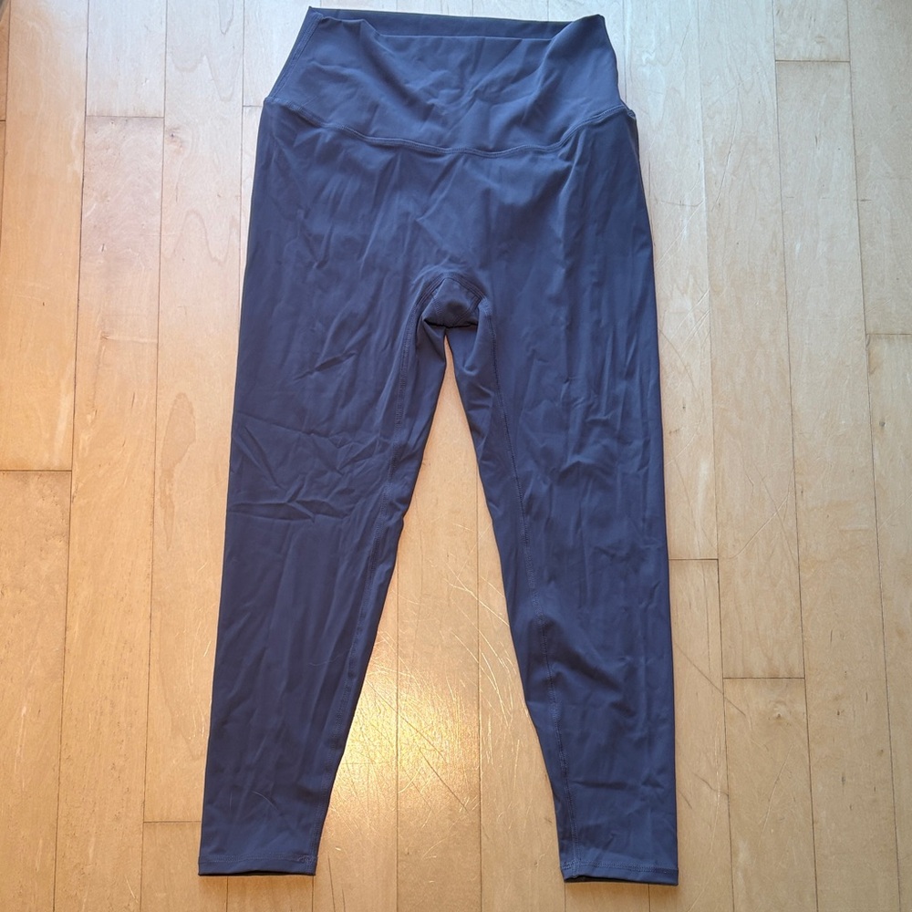 High-Waisted Gray/purple Leggings